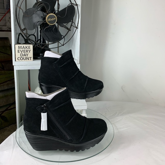 Skechers | Shoes | Skechers Parallel 